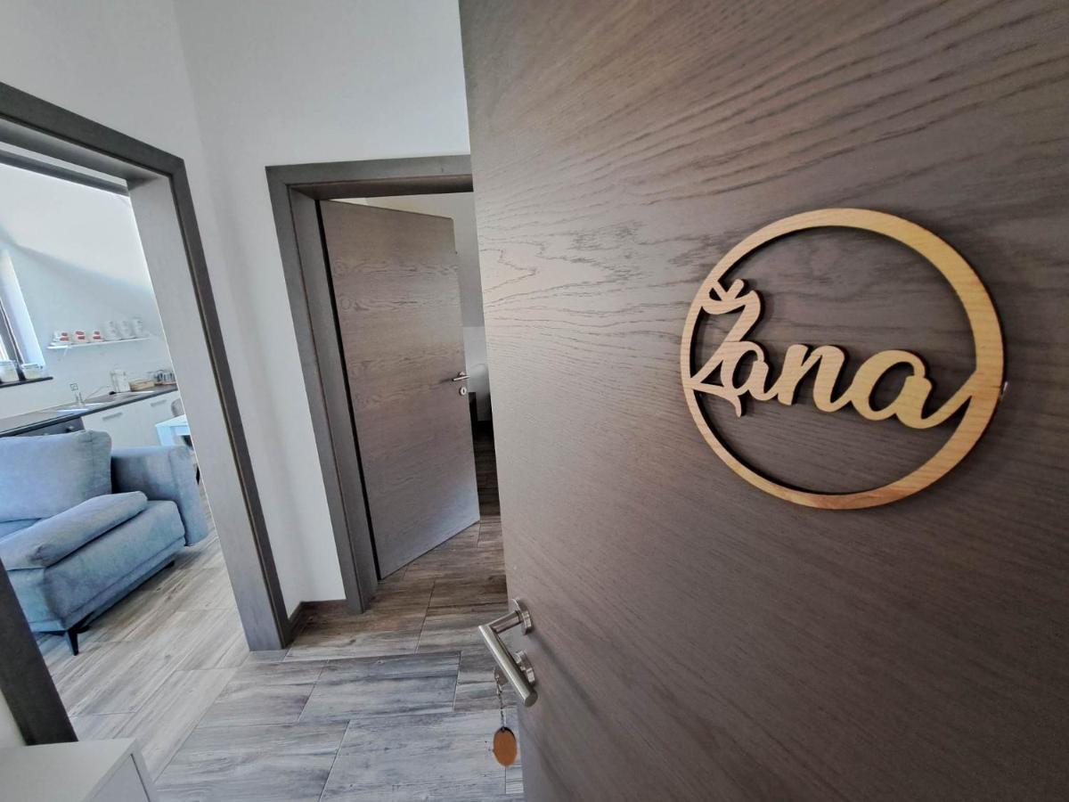 Apartmaji Tisa In Zana Rovte Екстер'єр фото